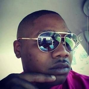 Meet your Posher, Johnathan